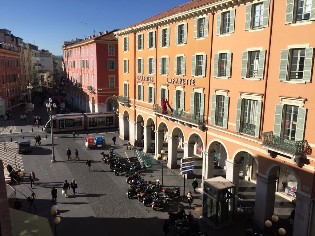 2 Bedrooms Appartement In Central Location On The Famous Place Massena Nicea Zewnętrze zdjęcie